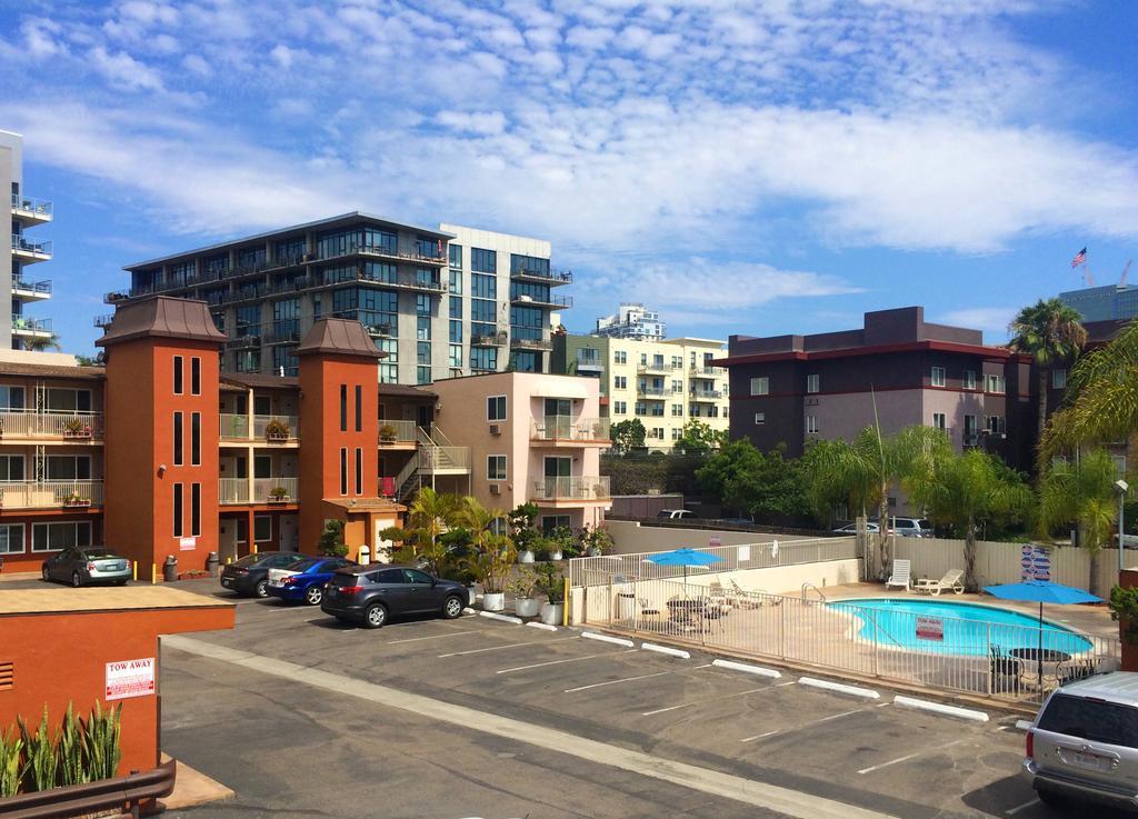 Days Inn Harbor View سان دييغو الغرفة الصورة