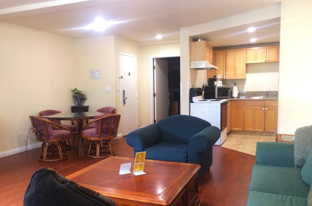 Days Inn Harbor View سان دييغو الغرفة الصورة
