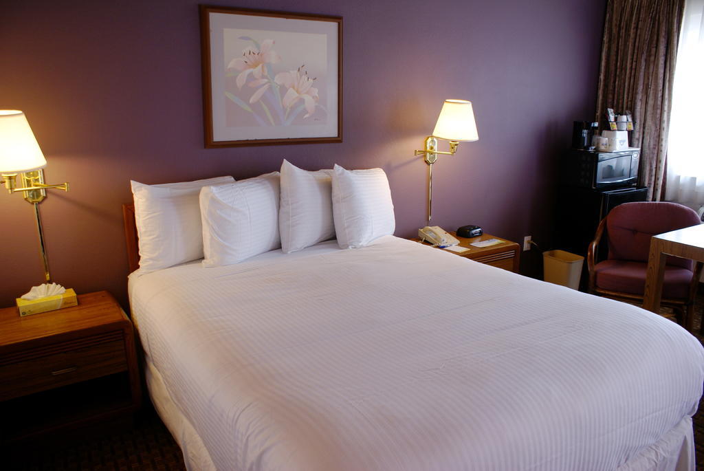 Days Inn Harbor View سان دييغو الغرفة الصورة