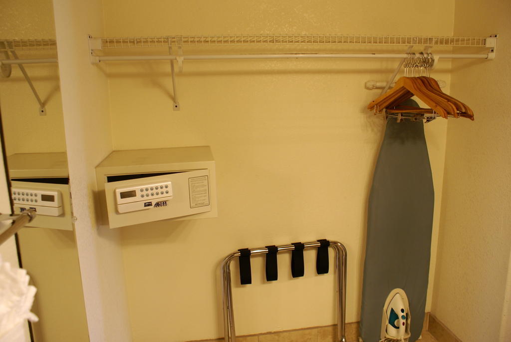 Days Inn Harbor View سان دييغو المظهر الخارجي الصورة
