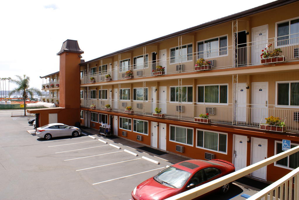 Days Inn Harbor View سان دييغو المظهر الخارجي الصورة